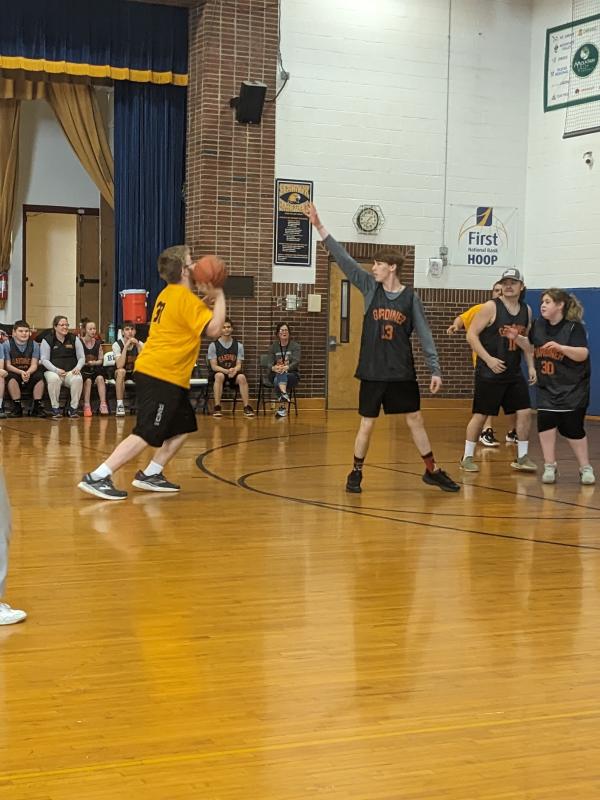 Austin Orne puts it up. CANDI JONETH/Boothbay Register