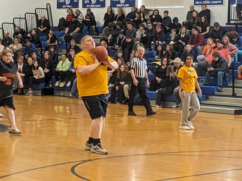 Eddie Carpenter for three. CANDI JONETH/Boothbay Register