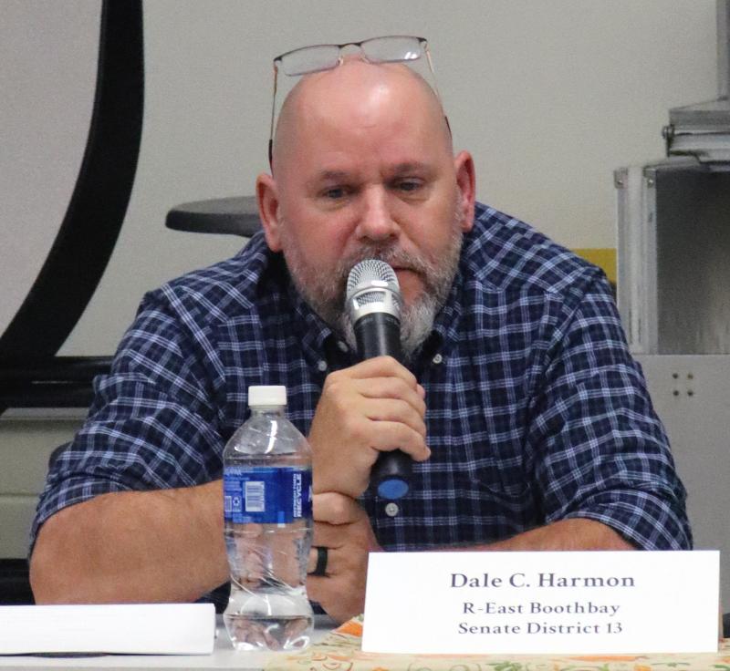 Dale Harmon, R-East Boothbay, introduces himself to roughly 60 audience members at a forum in Damariscotta the evening of Thursday, Oct. 10. Harmon said he is running for Senate District 13 because he “wants to be part of the solution.” Piper Pavelich photo Dale Harmon