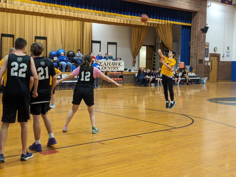Brandon Seigars drains four 3-pointers in matchup with Eagles. CANDI JONETH/Boothbay Register CANDI JONETH/Boothbay Register