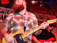 Jimmy Moreland performing
